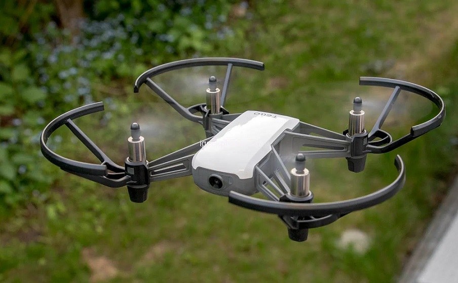 Real Drone Tello Square